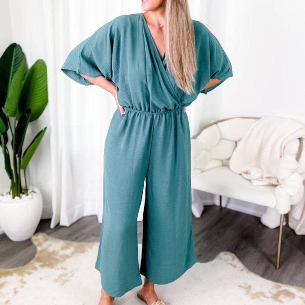 NEW - Dolman Sleeve Jumpsuit - Plus size - XXXL